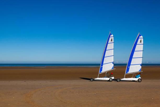 "Magnifique 2 Pieces " 150M Plages Et 500M Centre De Cabourg Exterior foto