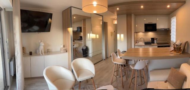 "Magnifique 2 Pieces " 150M Plages Et 500M Centre De Cabourg Exterior foto